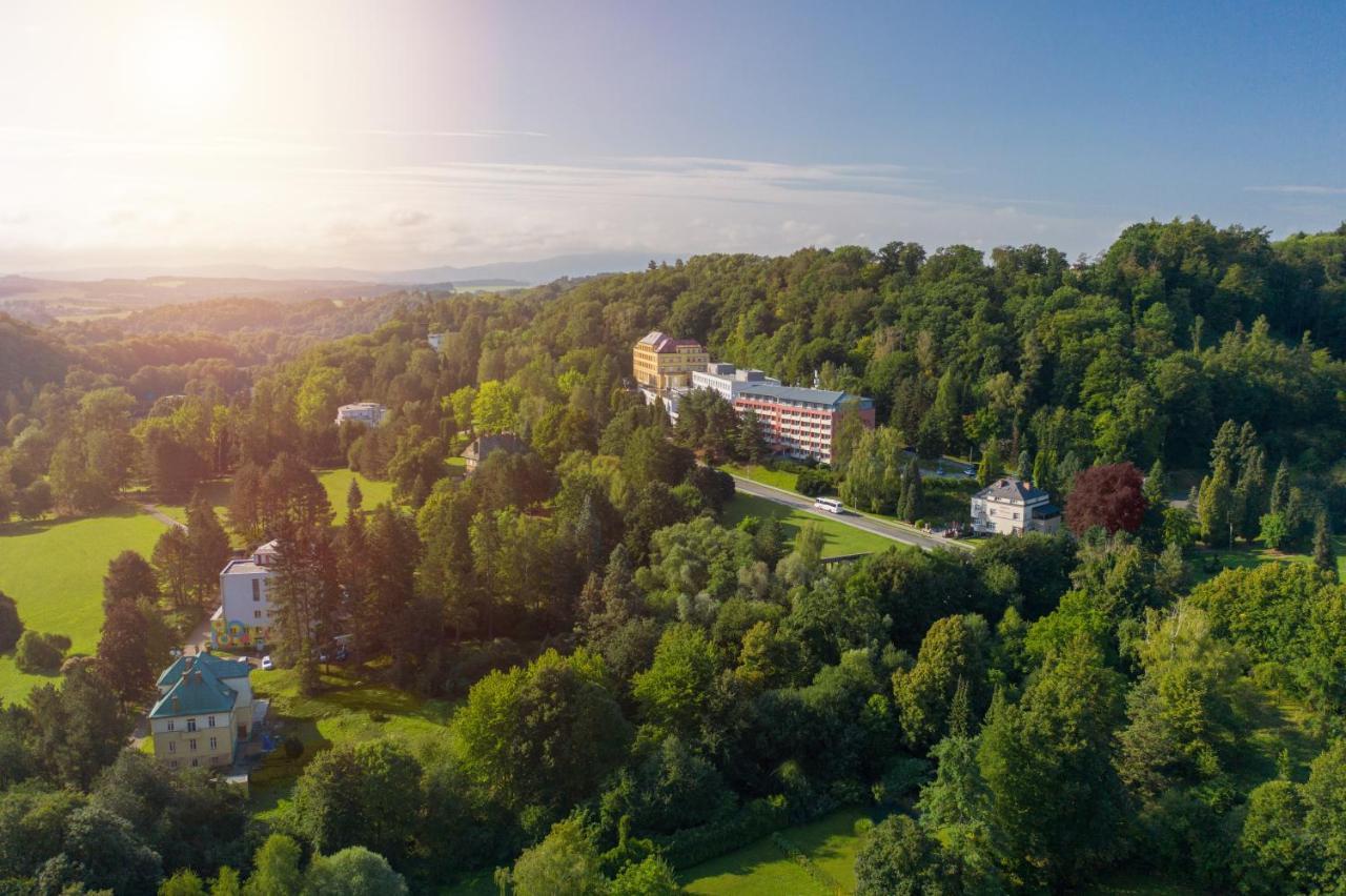 Penzion Vila Tereza Hranice  Zewnętrze zdjęcie